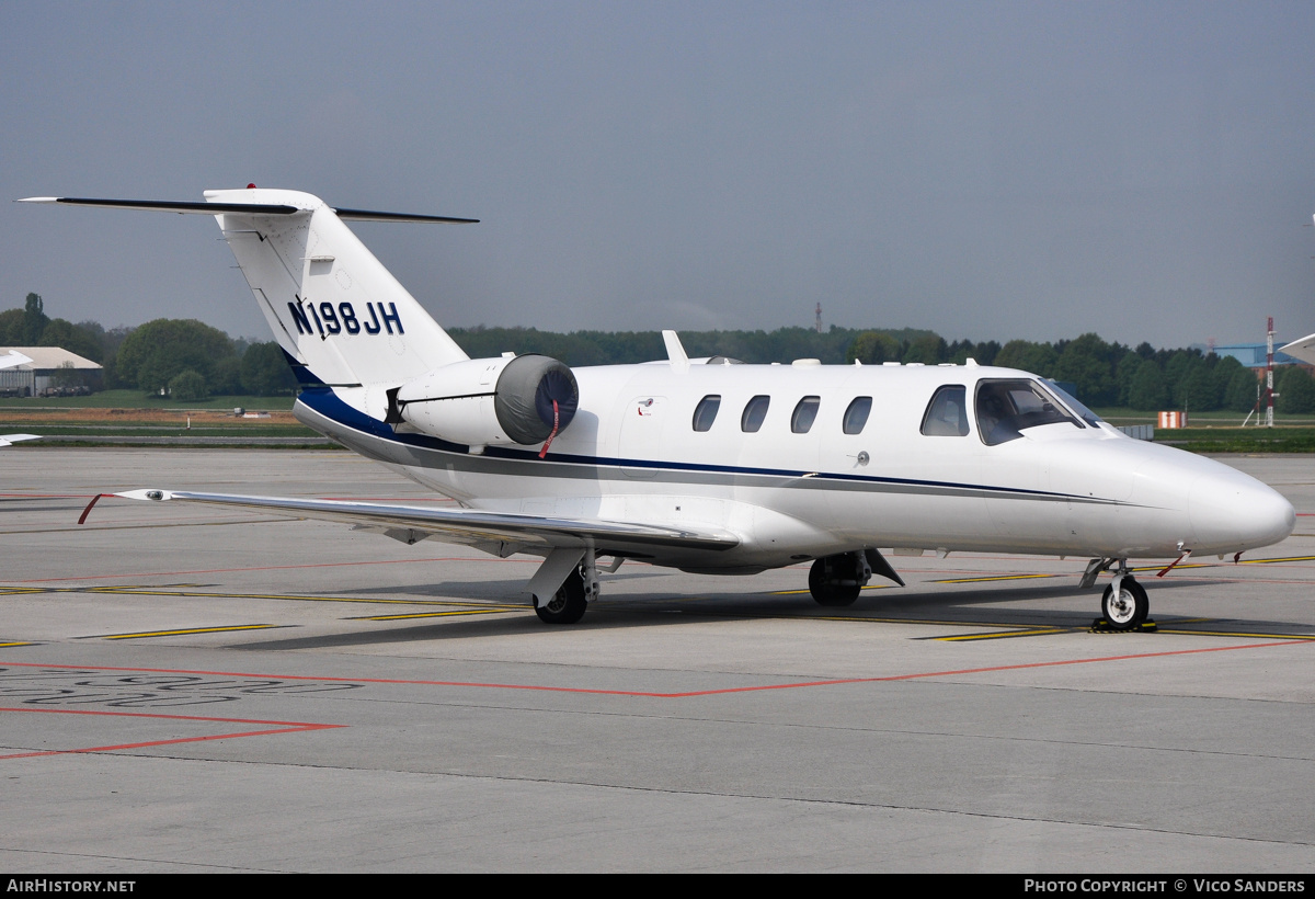 Aircraft Photo of N198JH | Cessna 525 CitationJet | AirHistory.net #790981