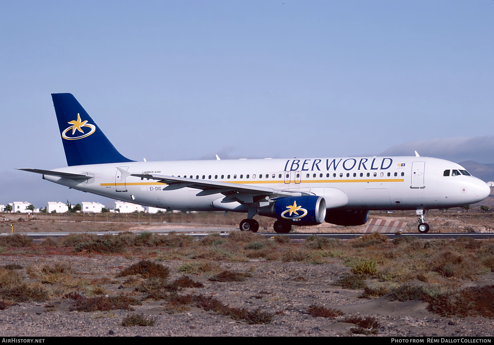 Aircraft Photo of EI-DIG | Airbus A320-214 | Iberworld Airlines | AirHistory.net #790987