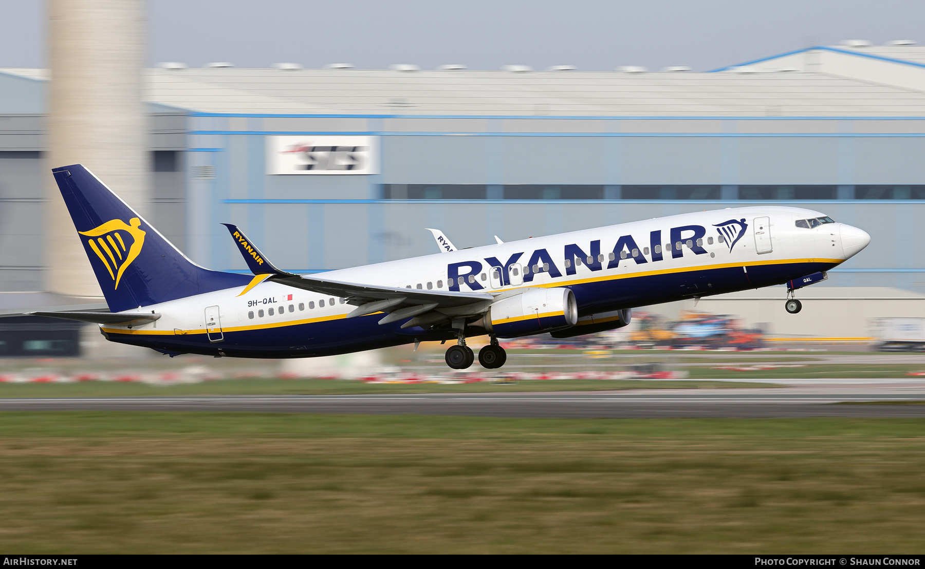 Aircraft Photo of 9H-QAL | Boeing 737-800 | Ryanair | AirHistory.net #791143