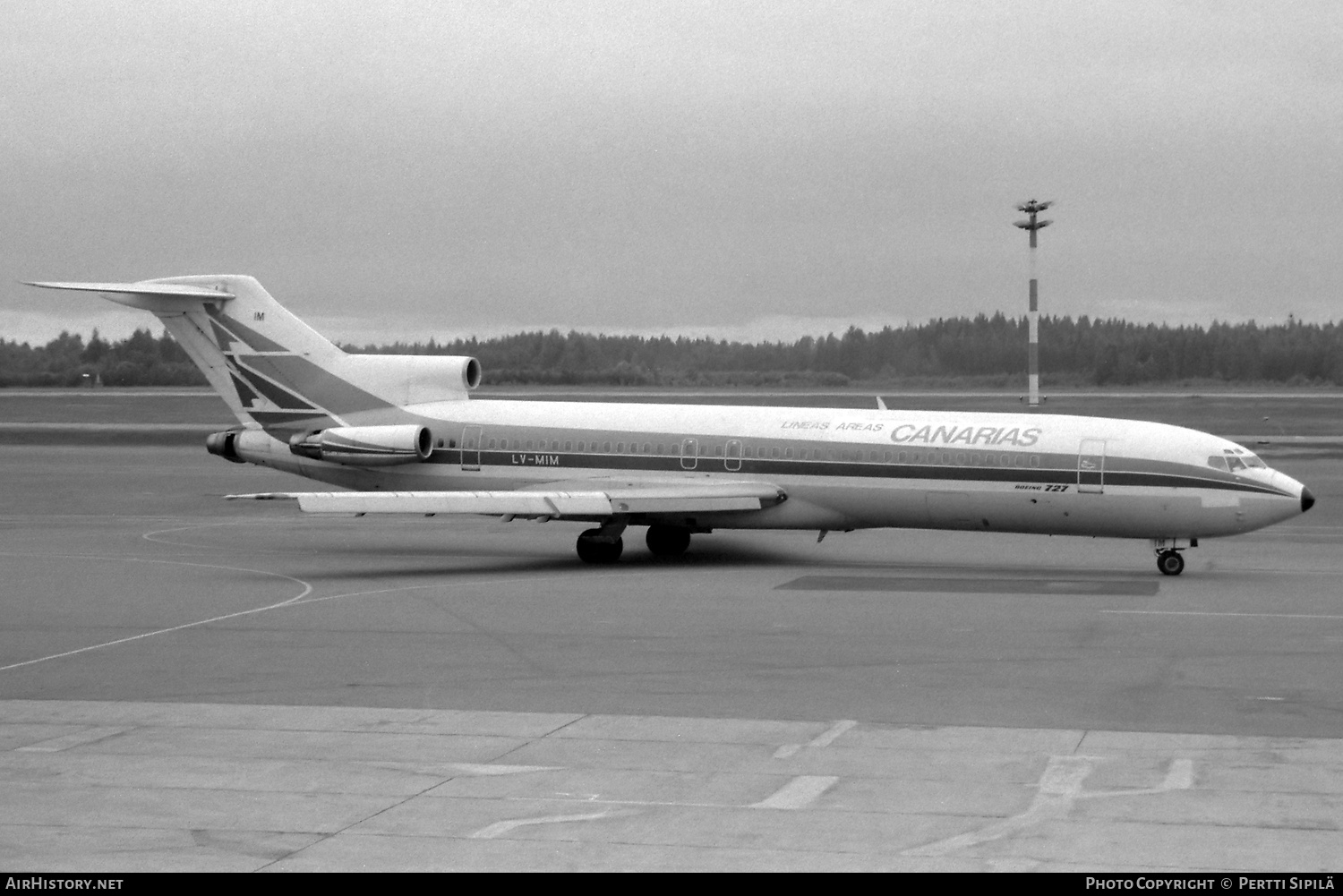Aircraft Photo of LV-MIM | Boeing 727-287/Adv | Líneas Aéreas Canarias - LAC | AirHistory.net #791181
