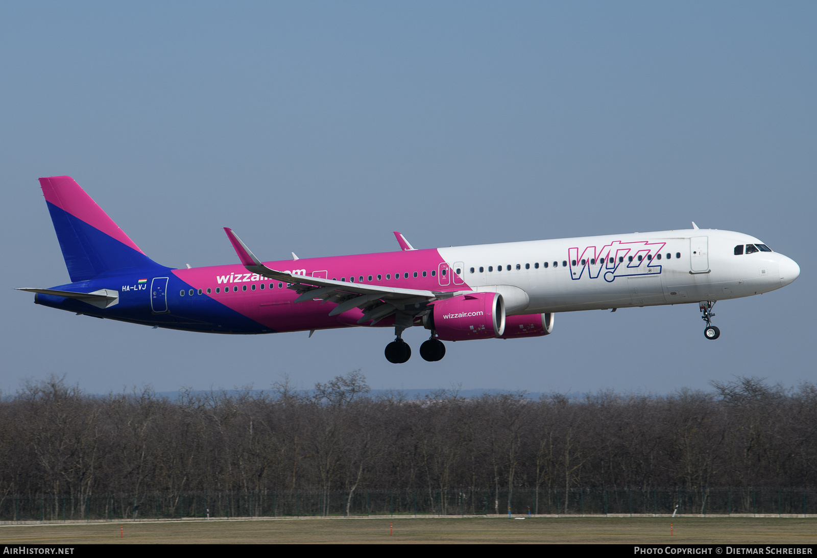 Aircraft Photo of HA-LVJ | Airbus A321-271NX | Wizz Air | AirHistory.net #791196