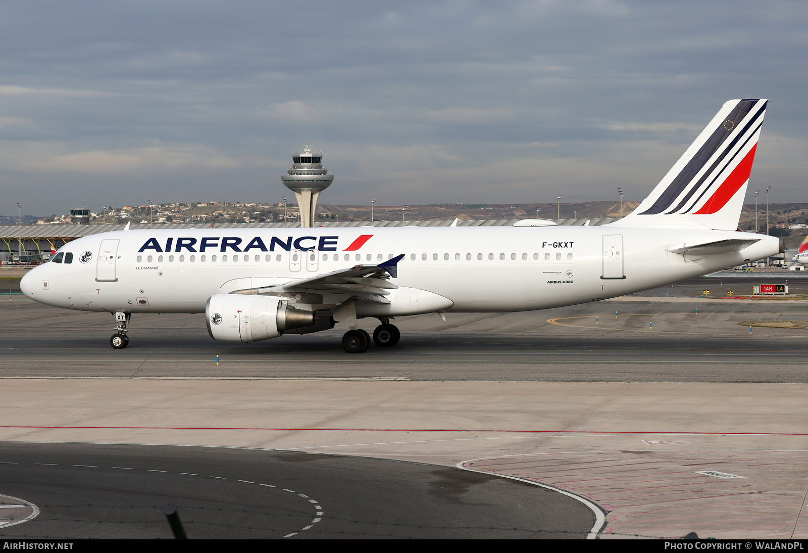 Aircraft Photo of F-GKXT | Airbus A320-214 | Air France | AirHistory.net #791271