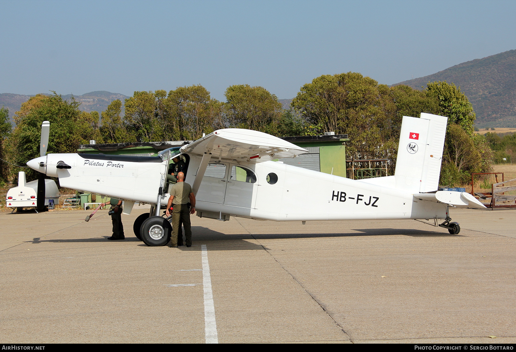 Aircraft Photo of HB-FJZ | Pilatus PC-6/B2-H2 Turbo Porter | Italy - Air Force | AirHistory.net #791378