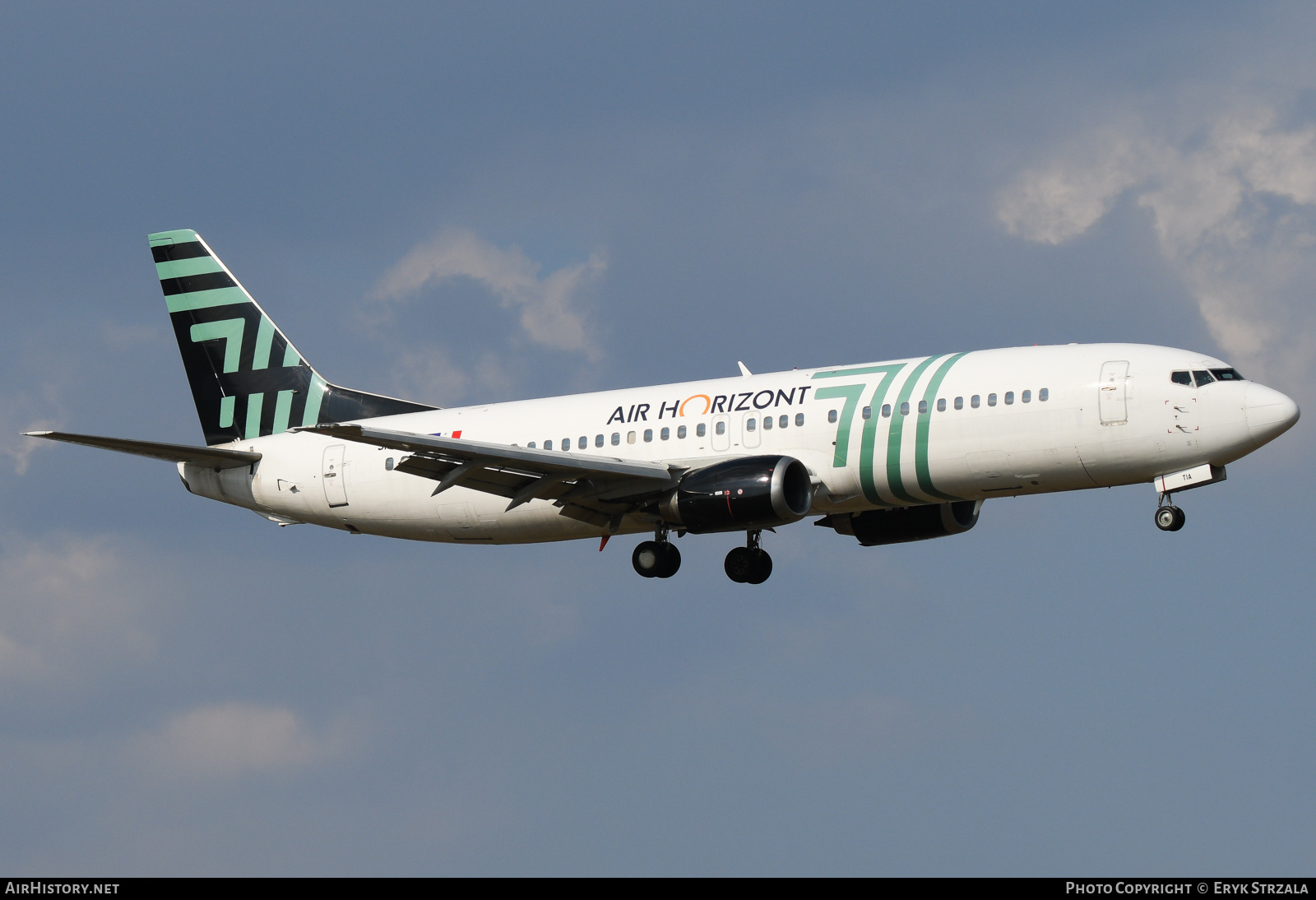 Aircraft Photo of 9H-TIA | Boeing 737-430 | Air Horizont | AirHistory.net #791465