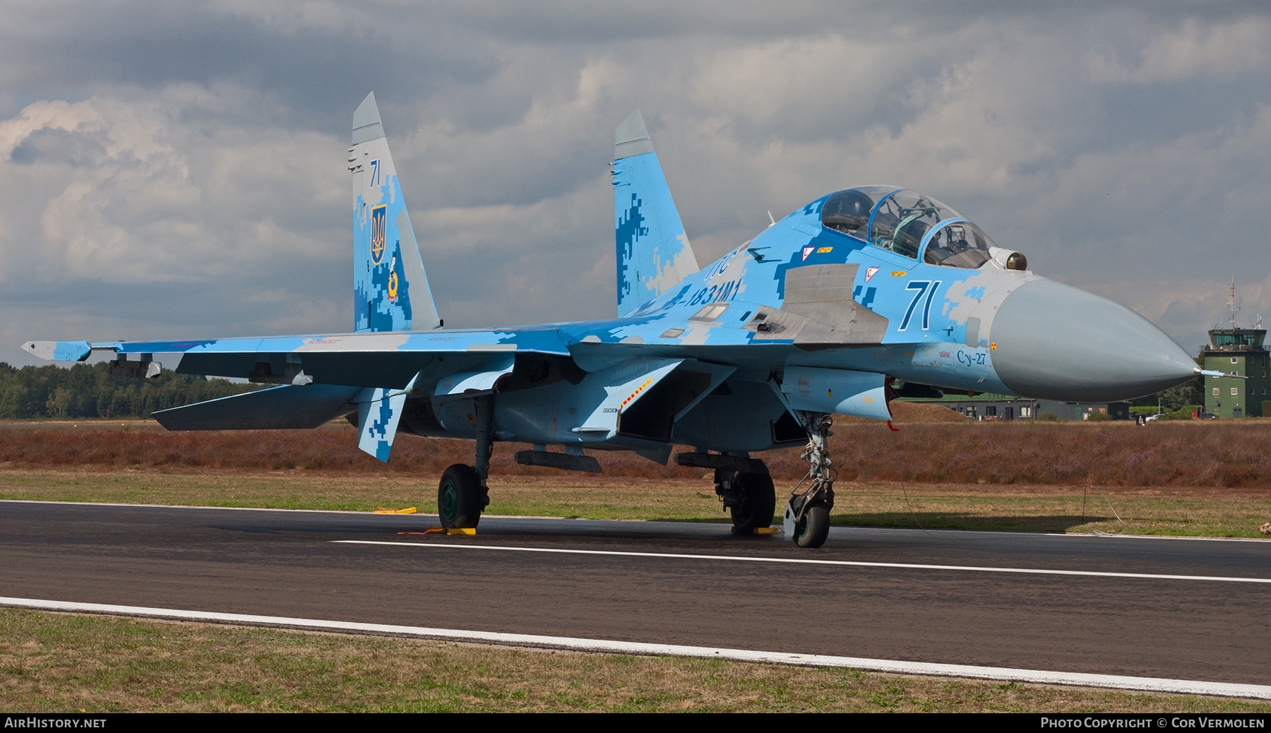 Aircraft Photo of 71 blue | Sukhoi Su-27UB1M | Ukraine - Air Force | AirHistory.net #791475