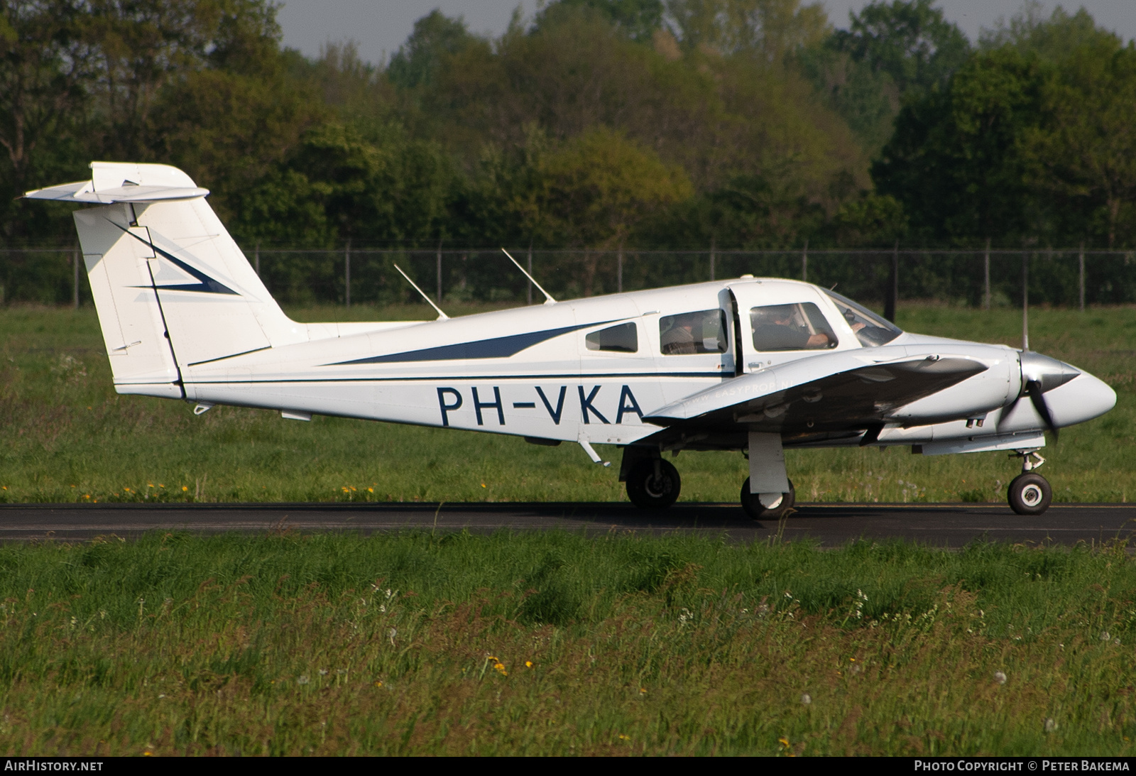 Aircraft Photo of PH-VKA | Piper PA-44-180 Seminole | AirHistory.net #791497