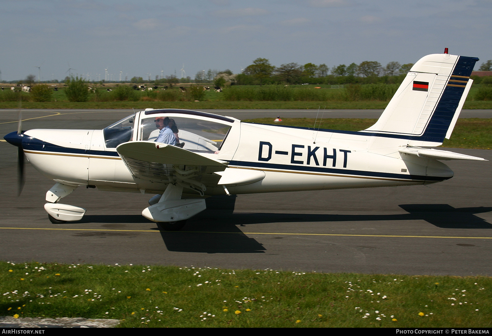 Aircraft Photo of D-EKHT | Socata MS-894E Rallye Minerva 220GT | AirHistory.net #791508