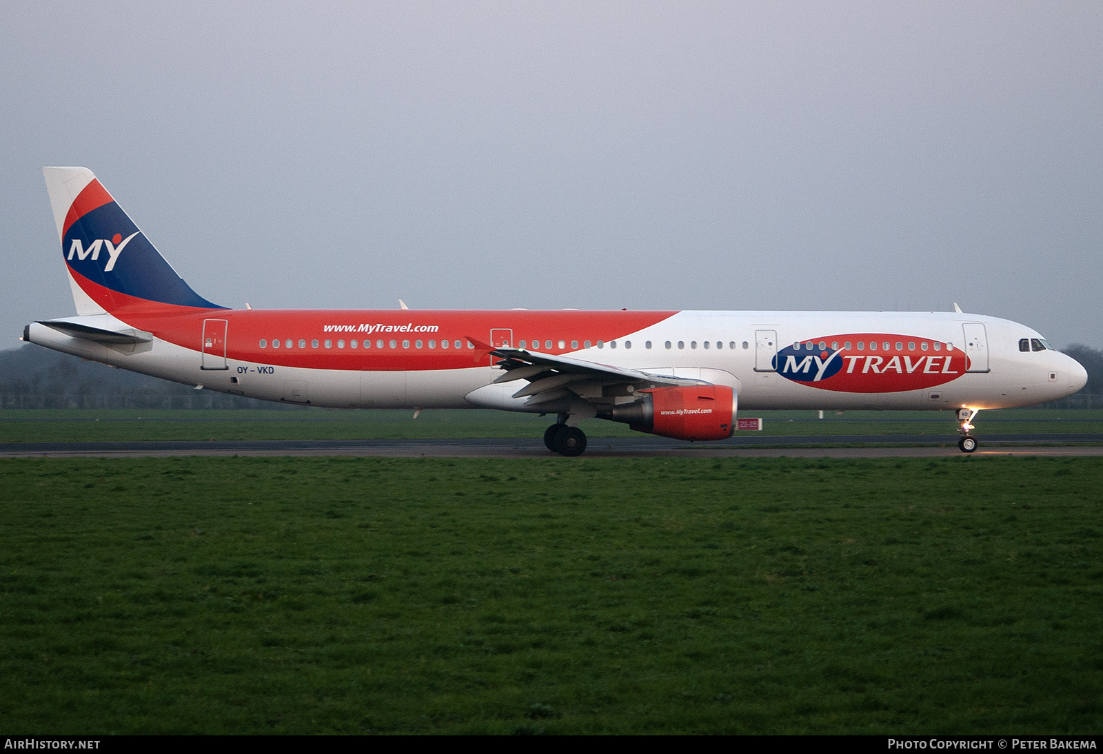 Aircraft Photo of OY-VKD | Airbus A321-211 | MyTravel Airways | AirHistory.net #791540