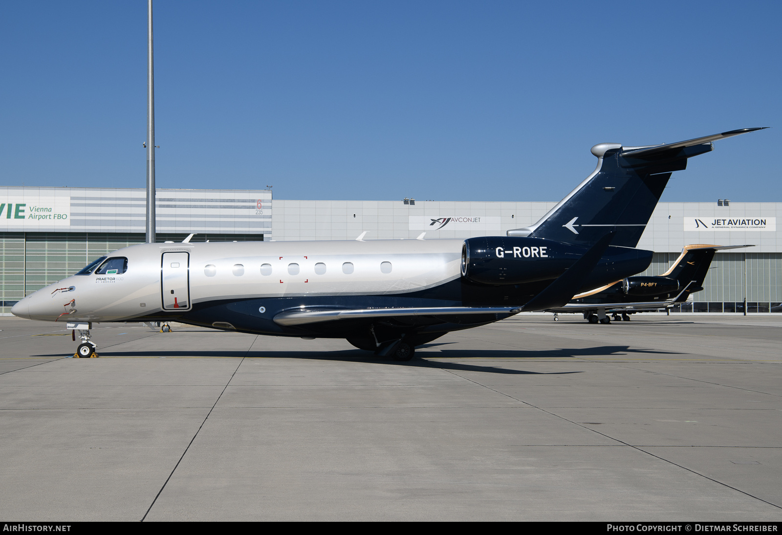 Aircraft Photo of G-RORE | Embraer EMB-550 Praetor 600 | AirHistory.net #791572