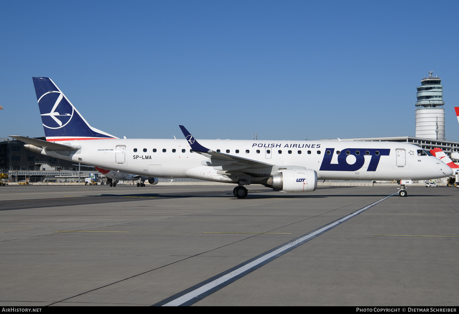 Aircraft Photo of SP-LMA | Embraer 190STD (ERJ-190-100STD) | LOT Polish Airlines - Polskie Linie Lotnicze | AirHistory.net #791612