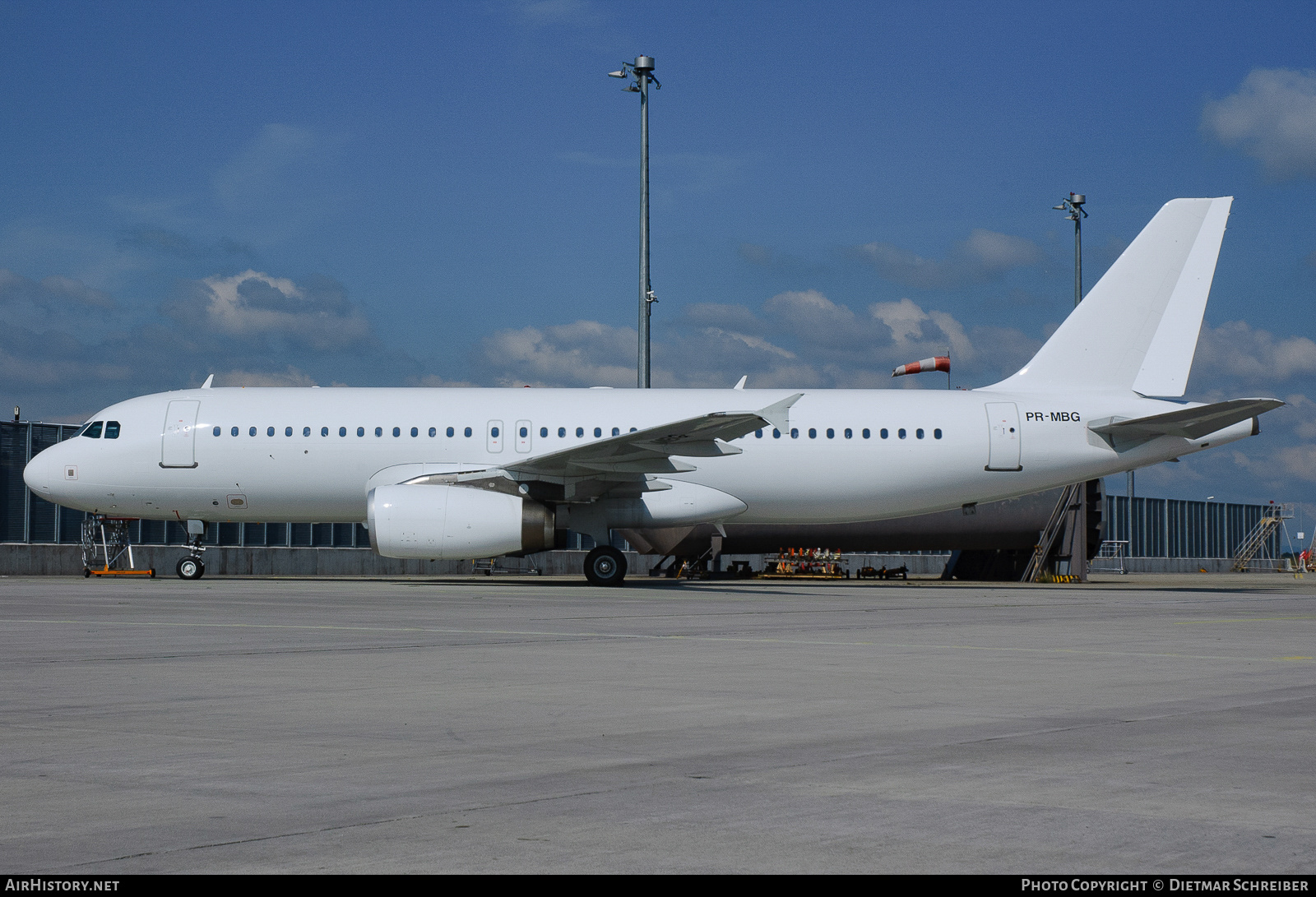 Aircraft Photo of PR-MBG | Airbus A320-232 | TAM Linhas Aéreas | AirHistory.net #791629