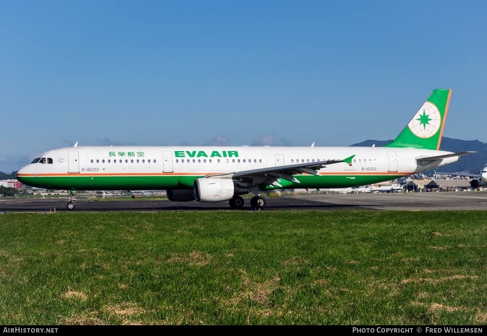 Aircraft Photo of B-16202 | Airbus A321-211 | EVA Air | AirHistory.net #791748