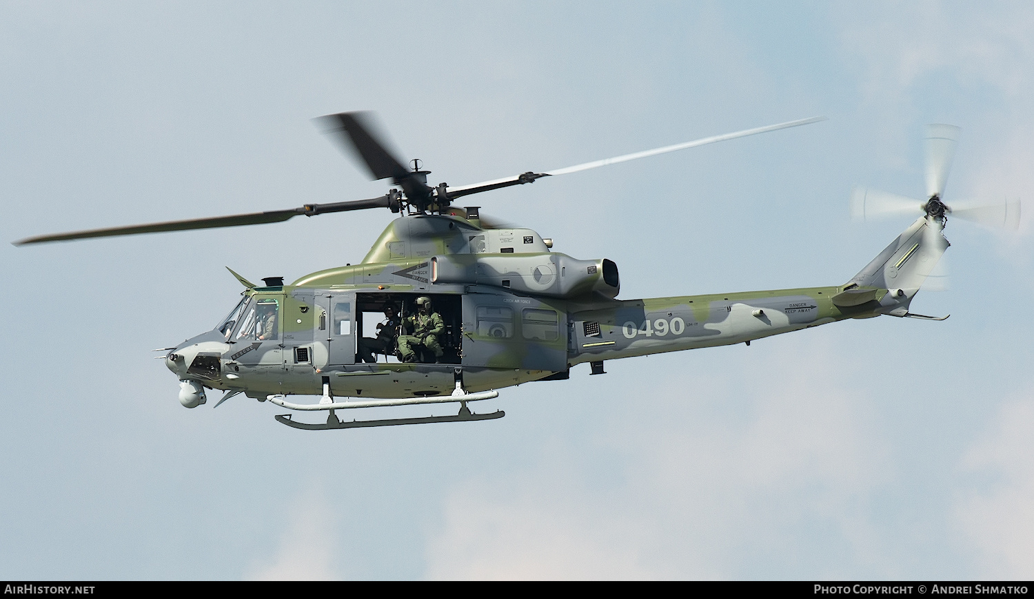 Aircraft Photo of 0490 | Bell UH-1Y Venom (450) | Czechia - Air Force | AirHistory.net #791784