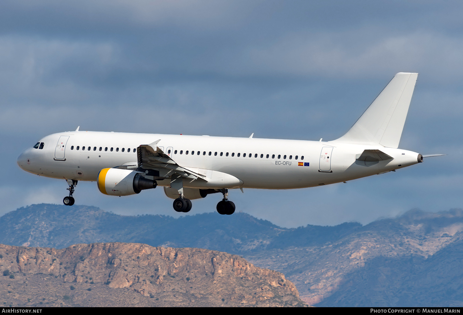 Aircraft Photo of EC-OFU | Airbus A320-214 | AirHistory.net #791785