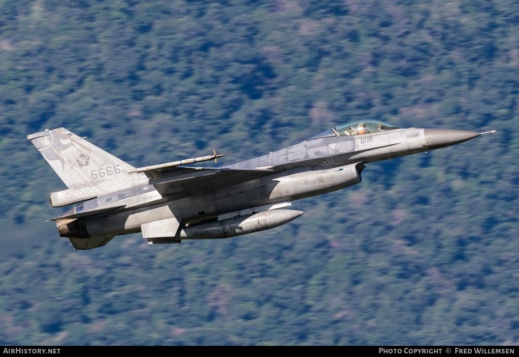 Aircraft Photo of 6666 | General Dynamics F-16A Fighting Falcon | Taiwan - Air Force | AirHistory.net #791830