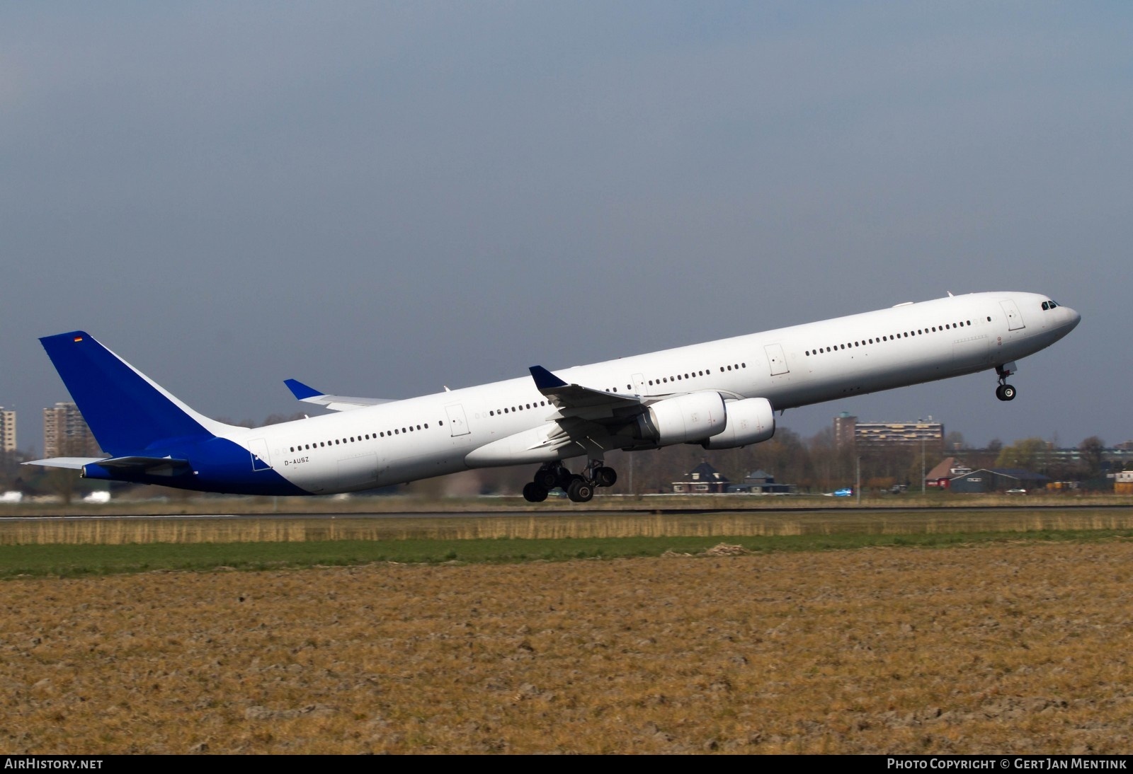 Aircraft Photo of D-AUSZ | Airbus A340-642 | USC - Universal Sky Carrier | AirHistory.net #791873