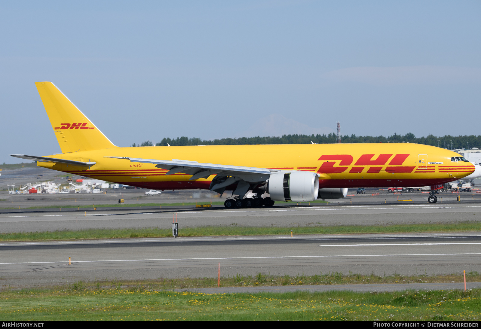 Aircraft Photo of N705GT | Boeing 777-F | DHL International | AirHistory.net #792011