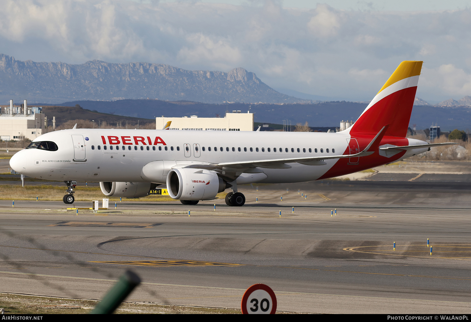 Aircraft Photo of EC-NZQ | Airbus A320-251N | Iberia | AirHistory.net #792104