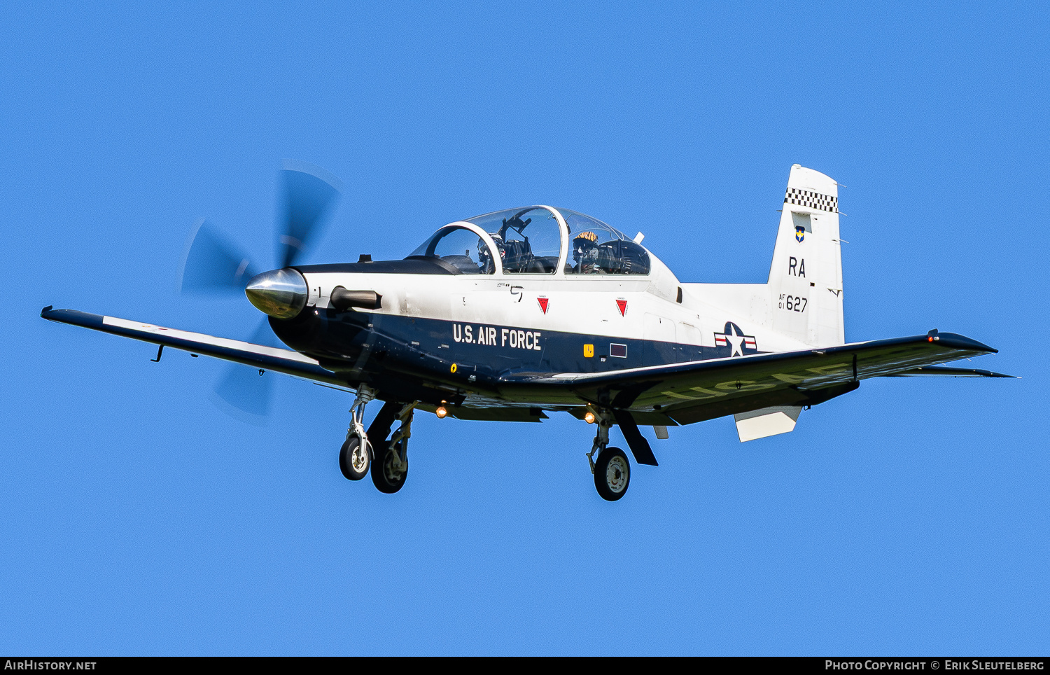 Aircraft Photo of 01-3627 / AF01-627 | Raytheon T-6A Texan II | USA - Air Force | AirHistory.net #792140