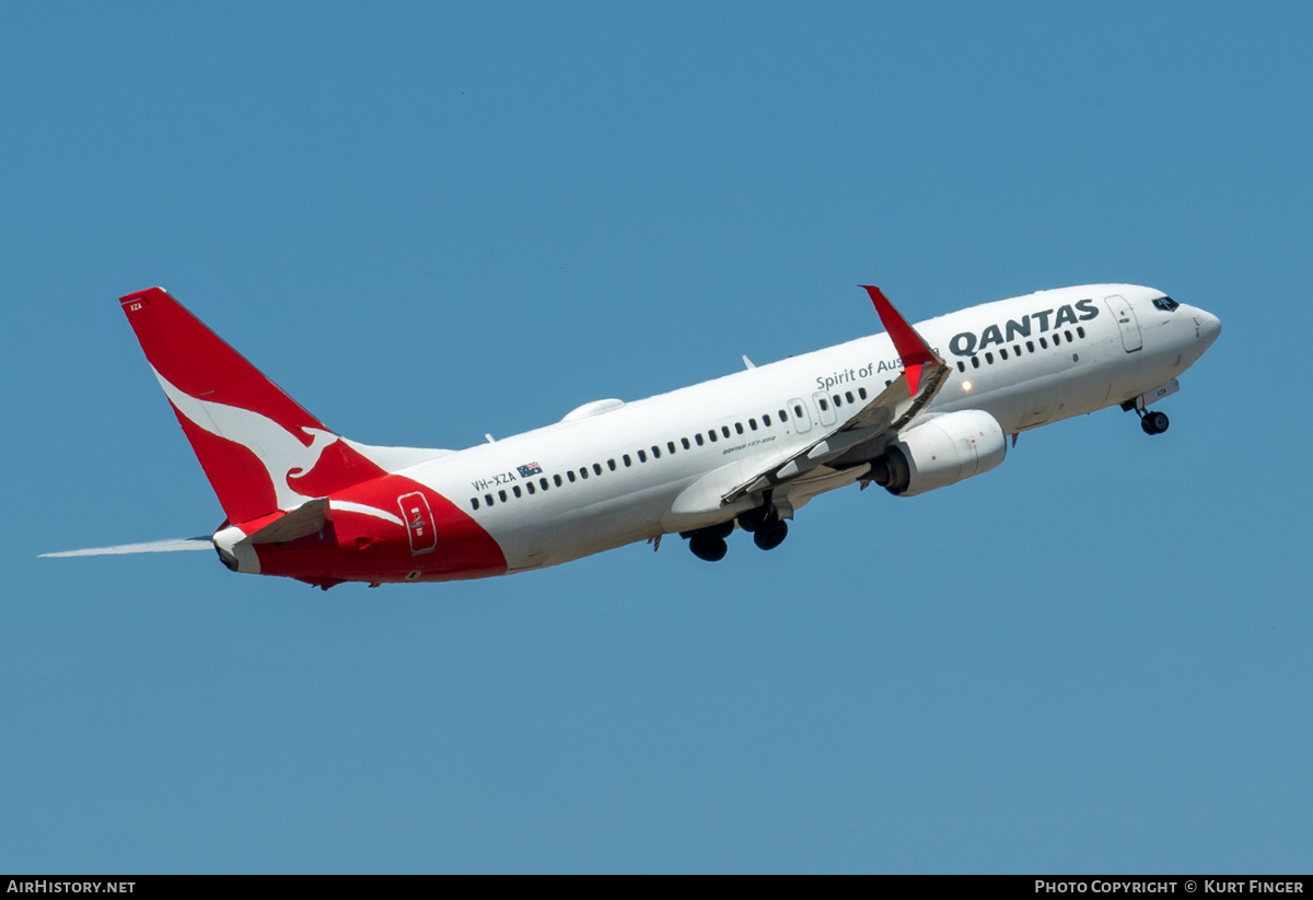 Aircraft Photo of VH-XZA | Boeing 737-838 | Qantas | AirHistory.net #792151