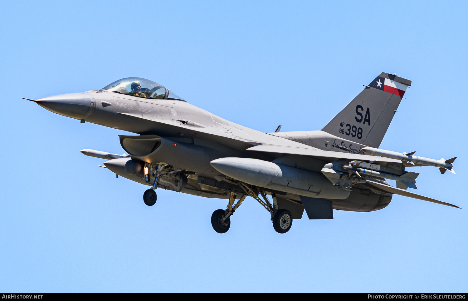 Aircraft Photo of 88-0398 / AF88-398 | General Dynamics F-16C Fighting Falcon | USA - Air Force | AirHistory.net #792173
