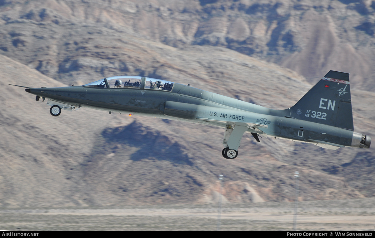 Aircraft Photo of 65-10322 / AF65-322 | Northrop T-38C Talon | USA - Air Force | AirHistory.net #792691