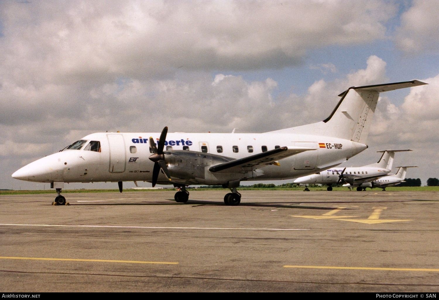 Aircraft Photo of EC-HUP | Embraer EMB-120RT Brasilia | Air Liberté | AirHistory.net #792744