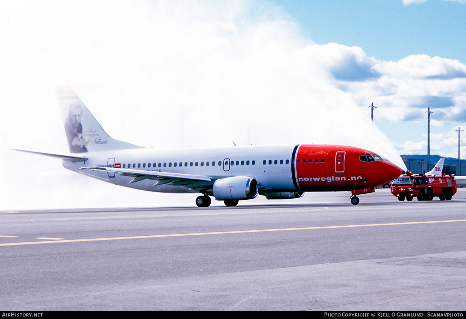 Aircraft Photo of LN-KKF | Boeing 737-3K2 | Norwegian | AirHistory.net #792798
