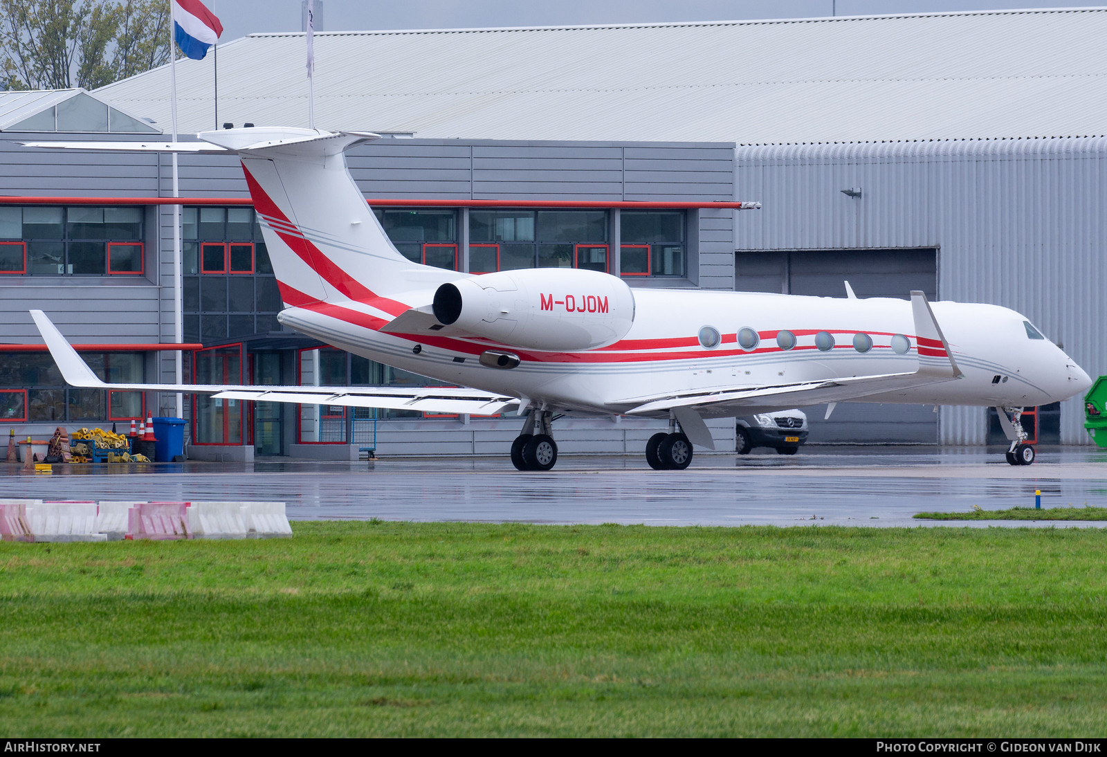 Aircraft Photo of M-OJOM | Gulfstream Aerospace G-V-SP Gulfstream G550 | AirHistory.net #792811