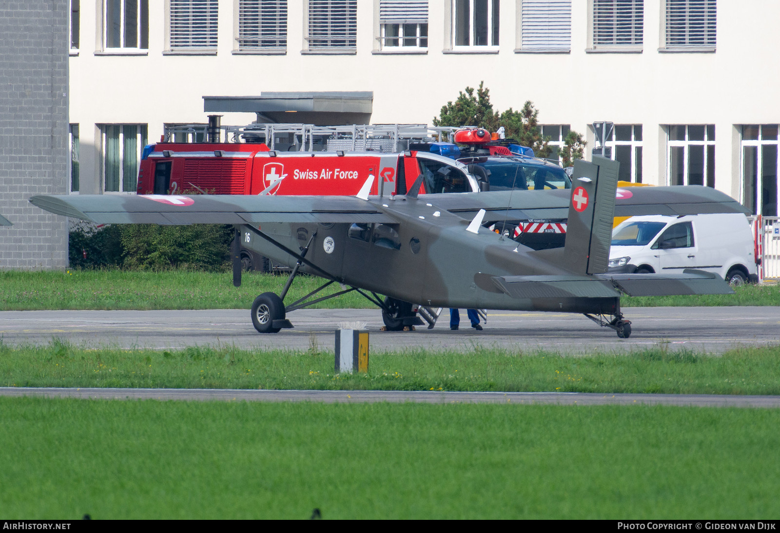 Aircraft Photo of V-616 | Pilatus PC-6/B2-H2M-1 Turbo Porter | Switzerland - Air Force | AirHistory.net #792854