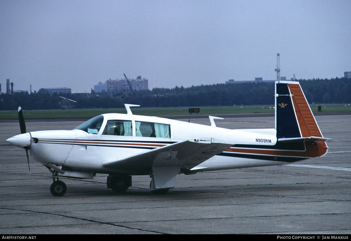 Aircraft Photo of N909RM | Mooney M-20J | AirHistory.net #792952