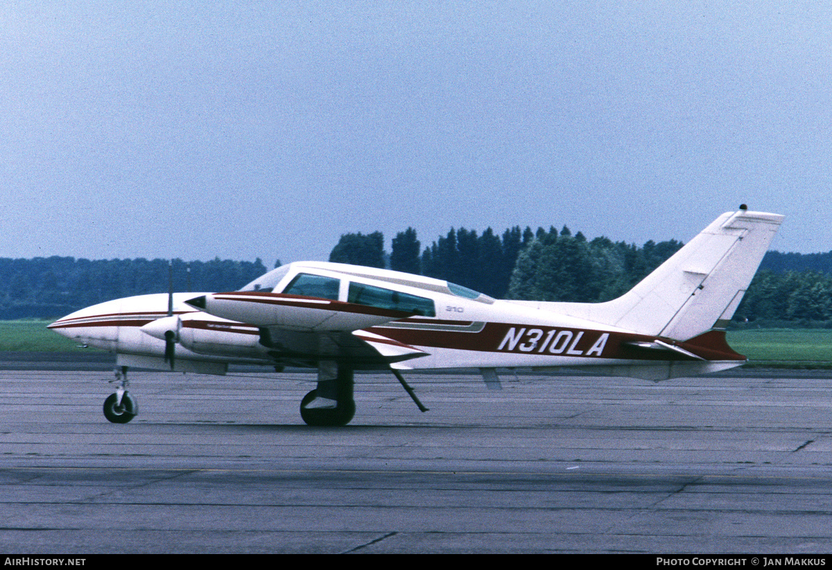 Aircraft Photo of N310LA | Cessna 310R | AirHistory.net #792958