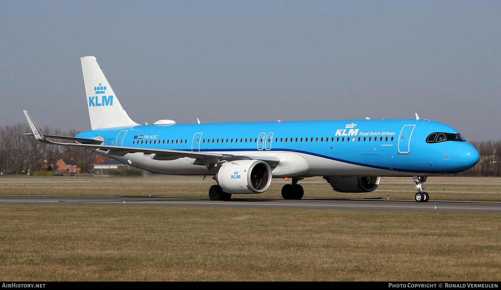 Aircraft Photo of PH-AXC | Airbus A321-252NX | KLM - Royal Dutch Airlines | AirHistory.net #792969