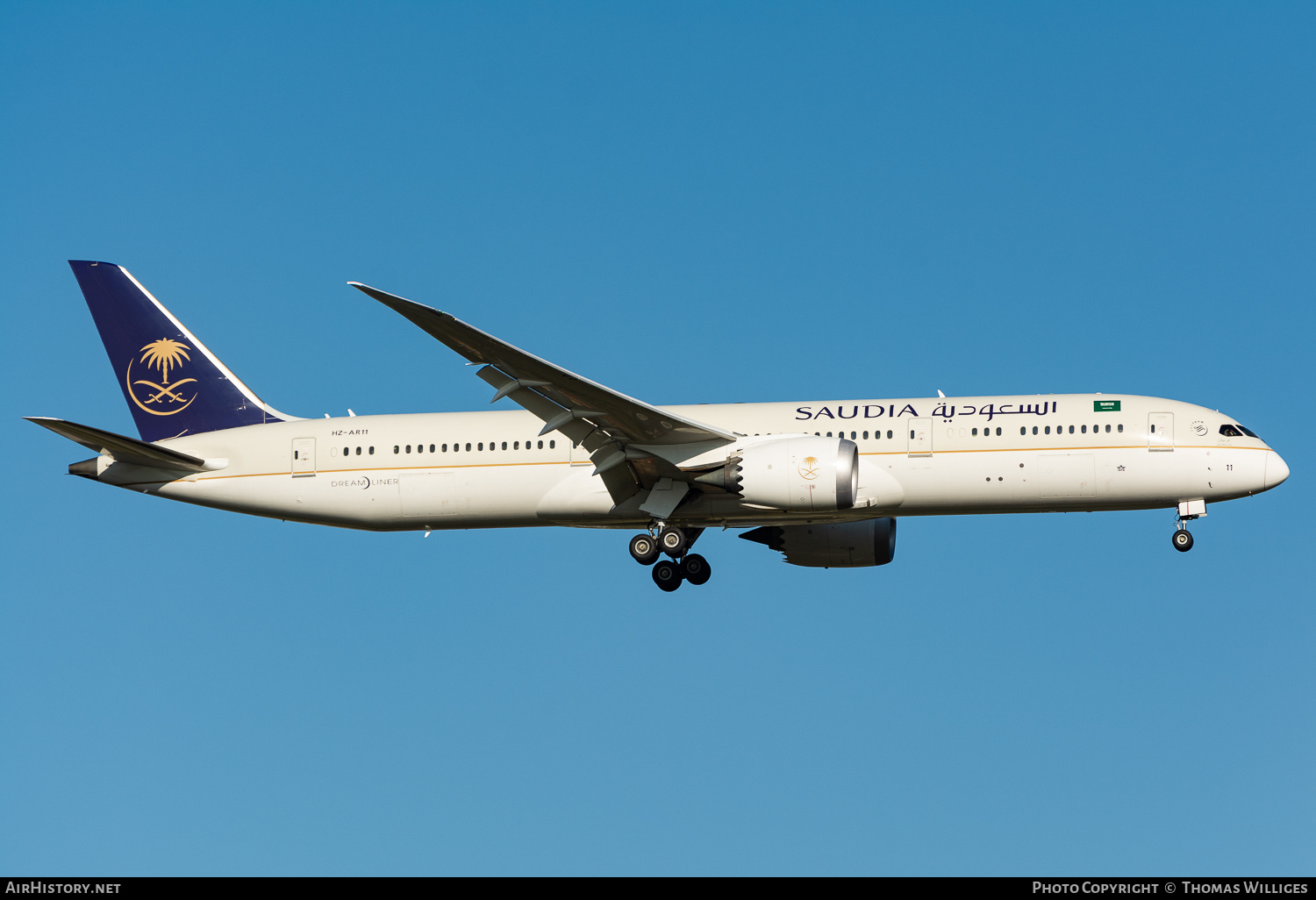Aircraft Photo of HZ-AR11 | Boeing 787-9 Dreamliner | Saudia - Saudi Arabian Airlines | AirHistory.net #792973
