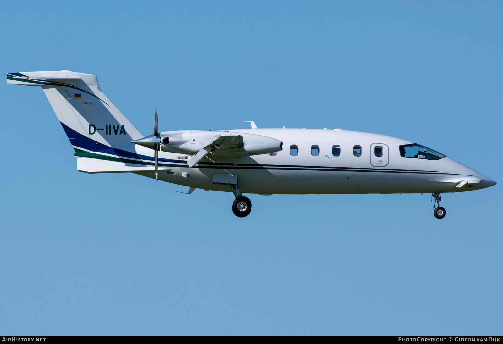 Aircraft Photo of D-IIVA | Piaggio P-180 Avanti | AirHistory.net #793100
