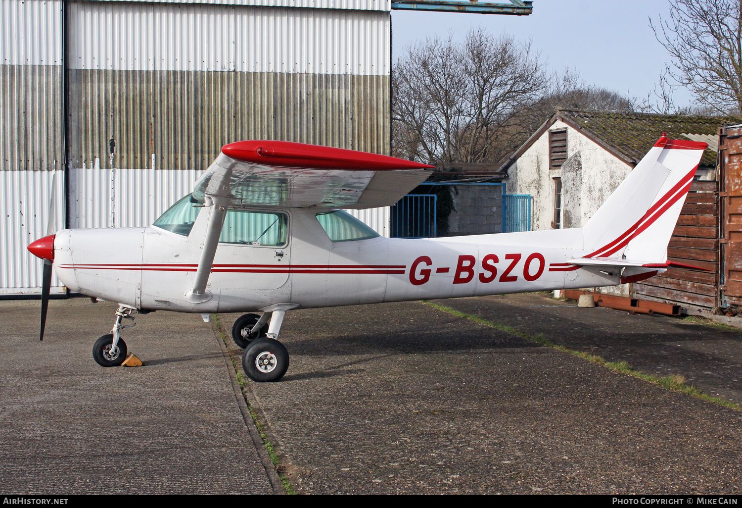 Aircraft Photo of G-BSZO | Cessna 152 II | AirHistory.net #793207