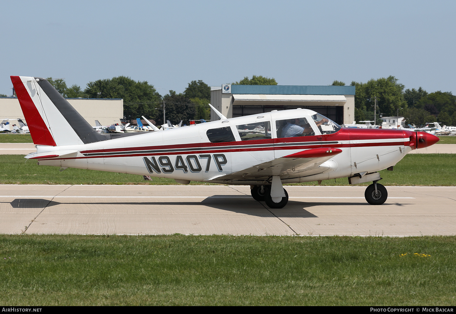 Aircraft Photo of N9407P | Piper PA-24-260 Comanche C | AirHistory.net #793234
