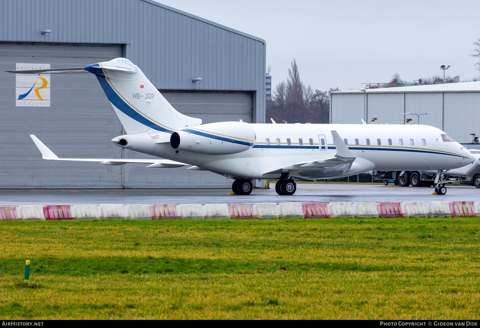 Aircraft Photo of HB-JGP | Bombardier Global Express XRS (BD-700-1A10) | AirHistory.net #793293
