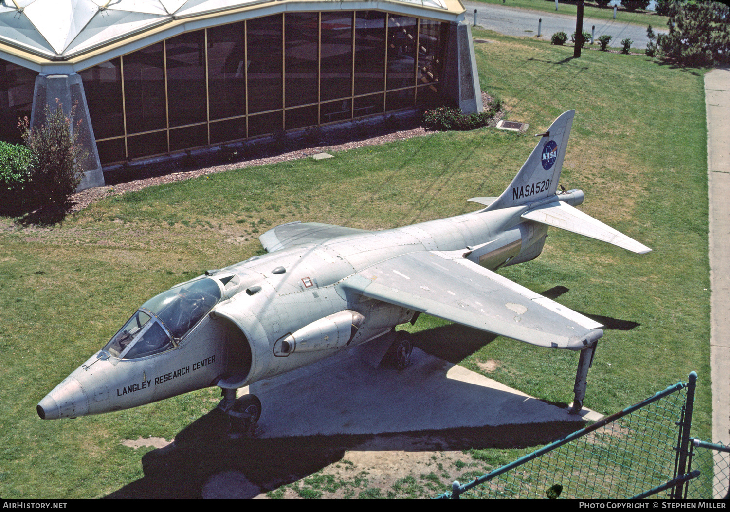 Aircraft Photo of NASA 520 | Hawker Siddeley XV-6A Kestrel | NASA - National Aeronautics and Space Administration | AirHistory.net #793490