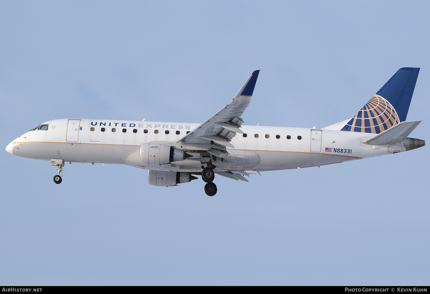 Aircraft Photo of N88331 | Embraer 175LR (ERJ-170-200LR) | United Express | AirHistory.net #793498
