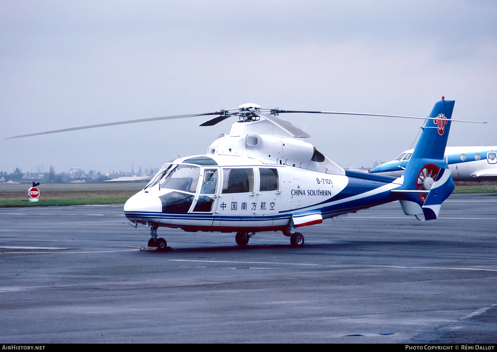 Aircraft Photo of B-7101 | Aerospatiale SA-365C-1 Dauphin 2 | China Southern Airlines | AirHistory.net #793519