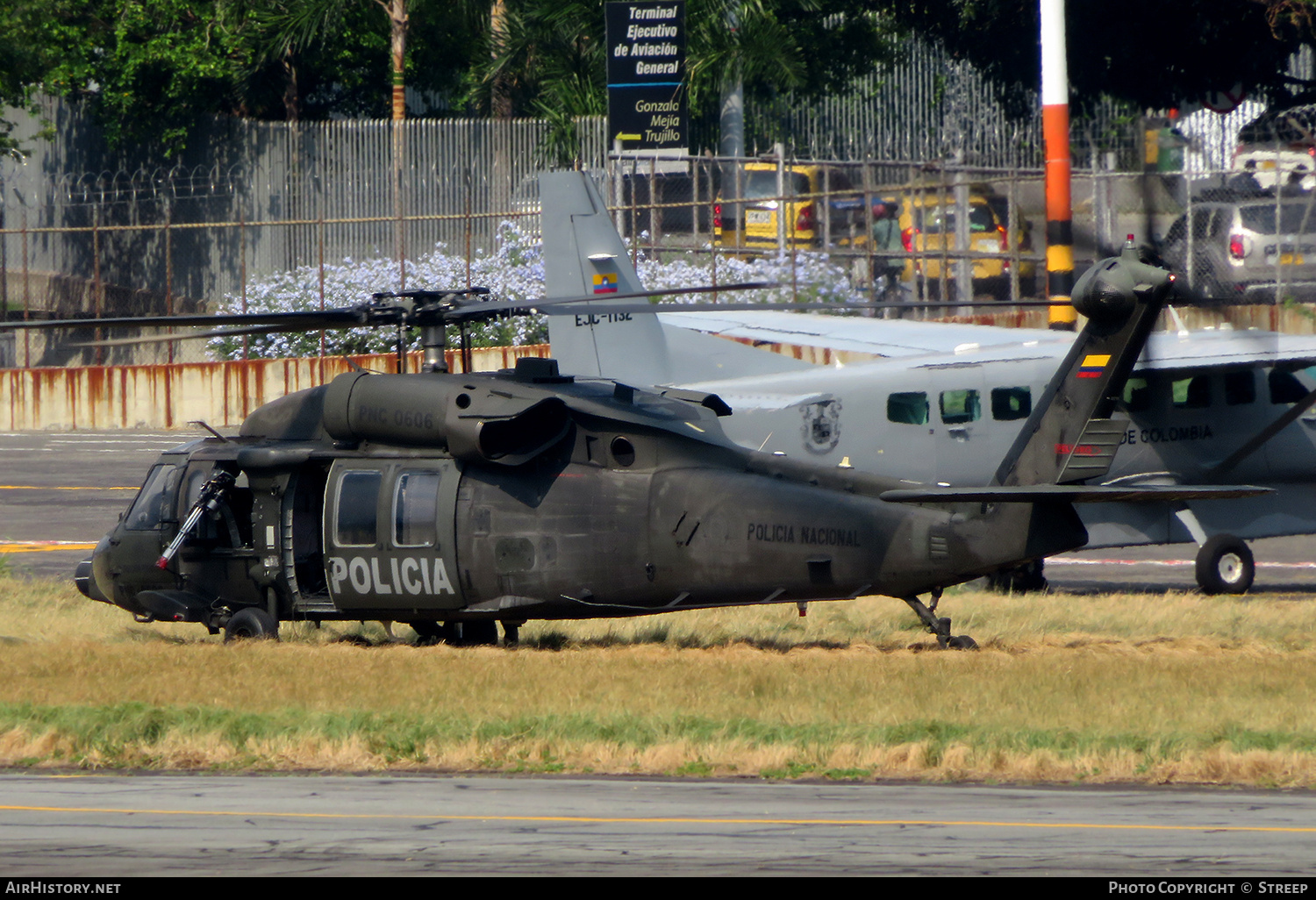 Aircraft Photo of PNC606 | Sikorsky UH-60L Black Hawk (S-70A) | AirHistory.net #793526
