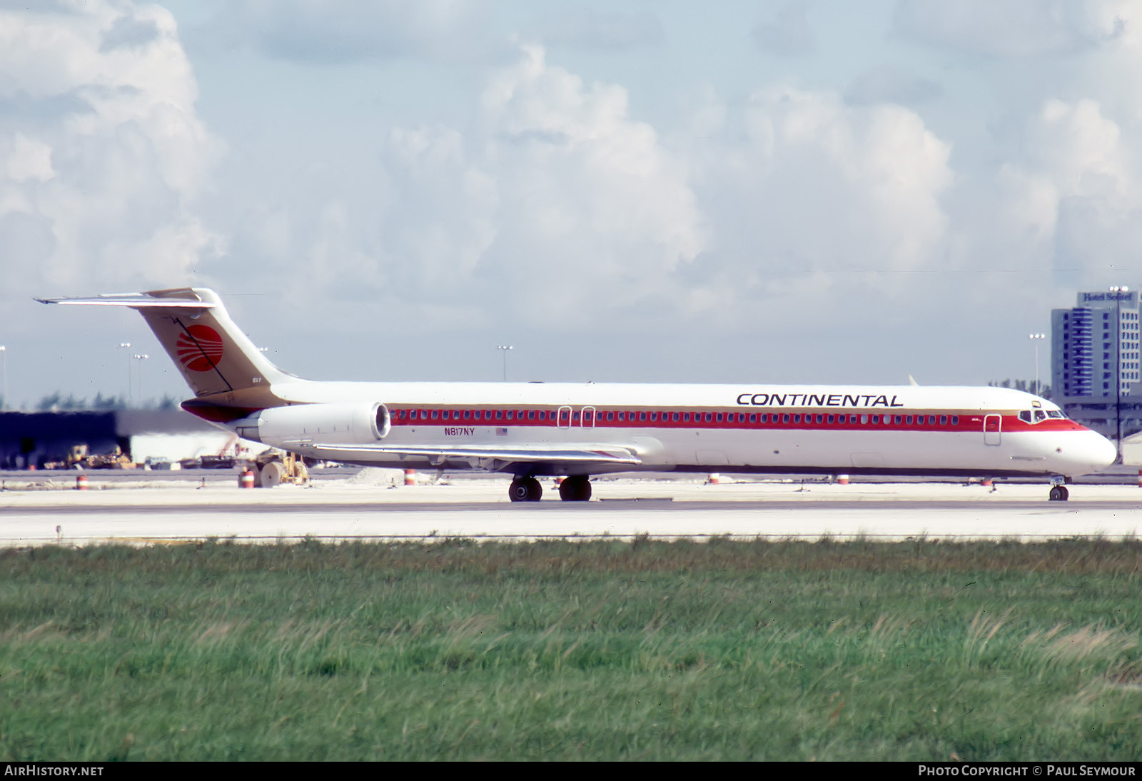 Aircraft Photo of N817NY | McDonnell Douglas MD-82 (DC-9-82) | Continental Airlines | AirHistory.net #793577