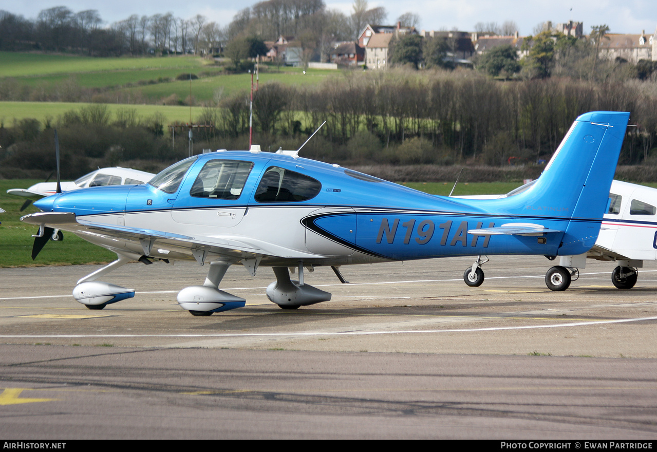 Aircraft Photo of N191AH | Cirrus SR-22T G6-GTS Platinum | AirHistory.net #793745