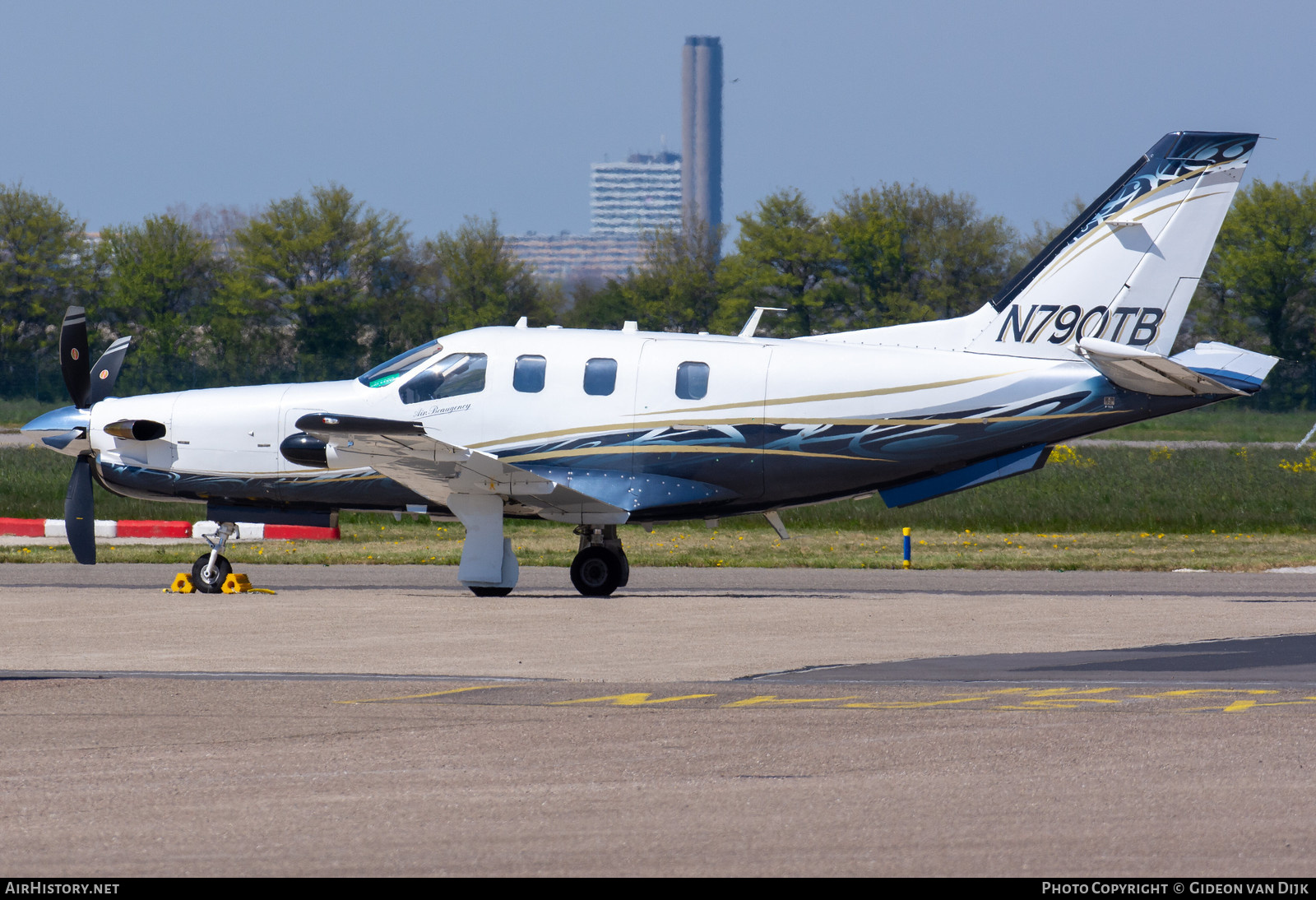 Aircraft Photo of N790TB | Socata TBM-700B | Air Beaugency | AirHistory.net #793868