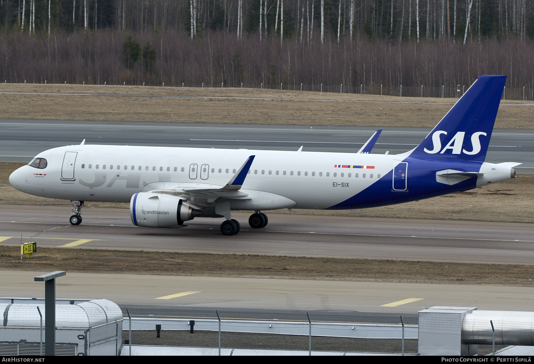 Aircraft Photo of EI-SIX | Airbus A320-251N | Scandinavian Airlines - SAS | AirHistory.net #793899