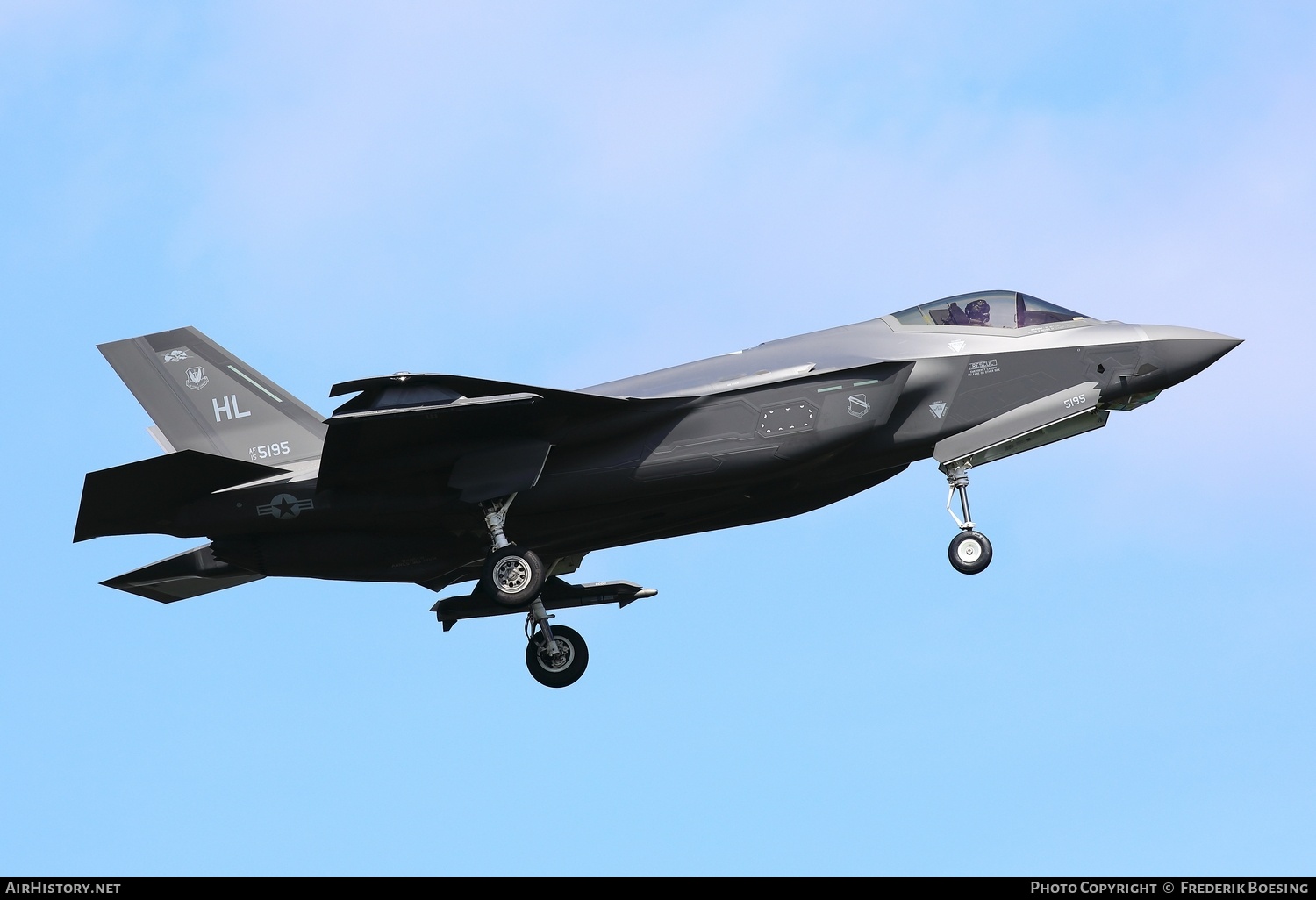 Aircraft Photo of 15-5195 | Lockheed Martin F-35A Lightning II | USA - Air Force | AirHistory.net #793936