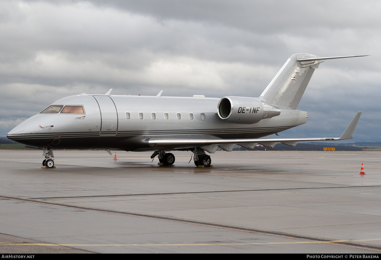 Aircraft Photo of OE-INF | Bombardier Challenger 604 (CL-600-2B16) | AirHistory.net #794026