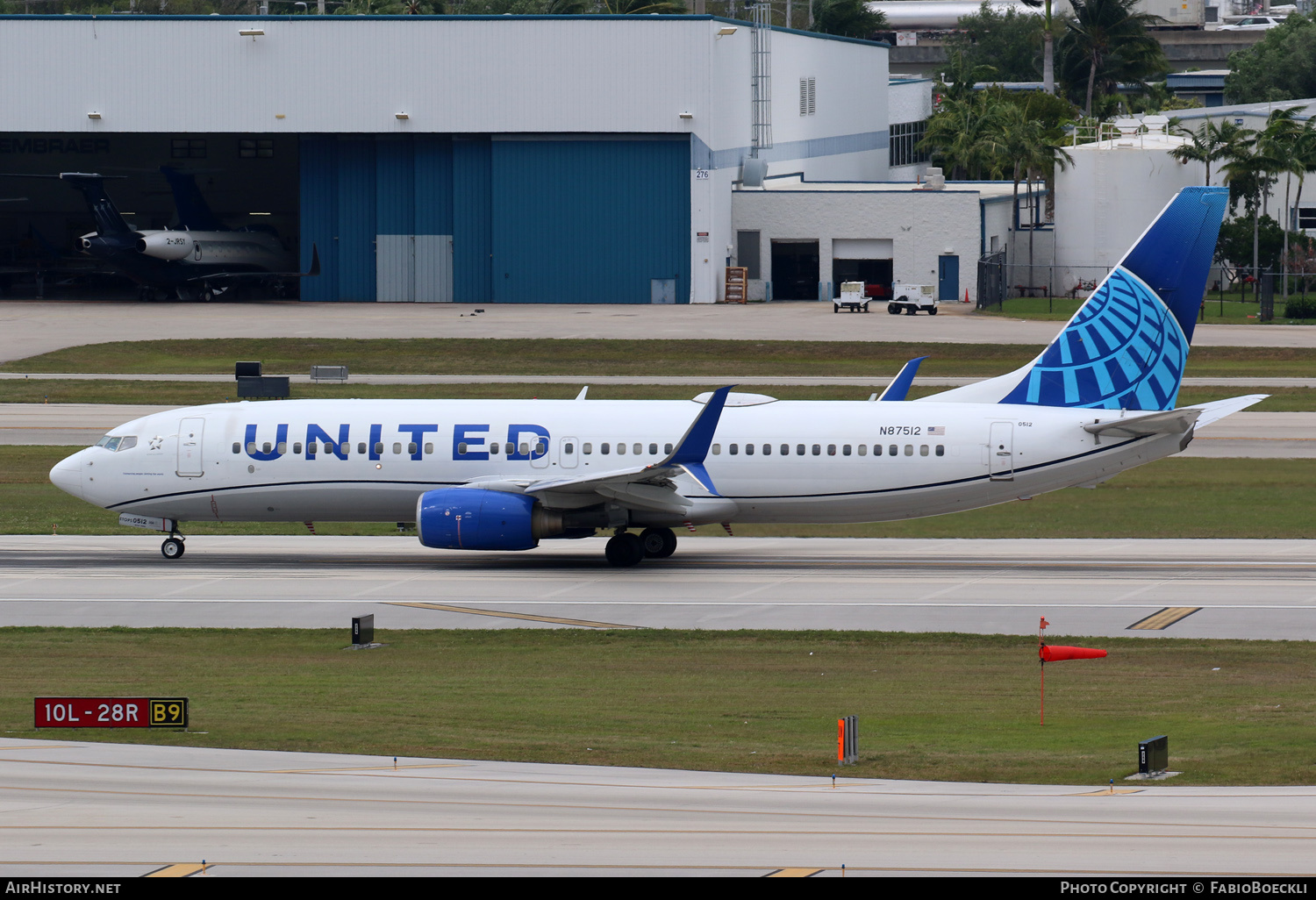 Aircraft Photo of N87512 | Boeing 737-824 | United Airlines | AirHistory.net #794057