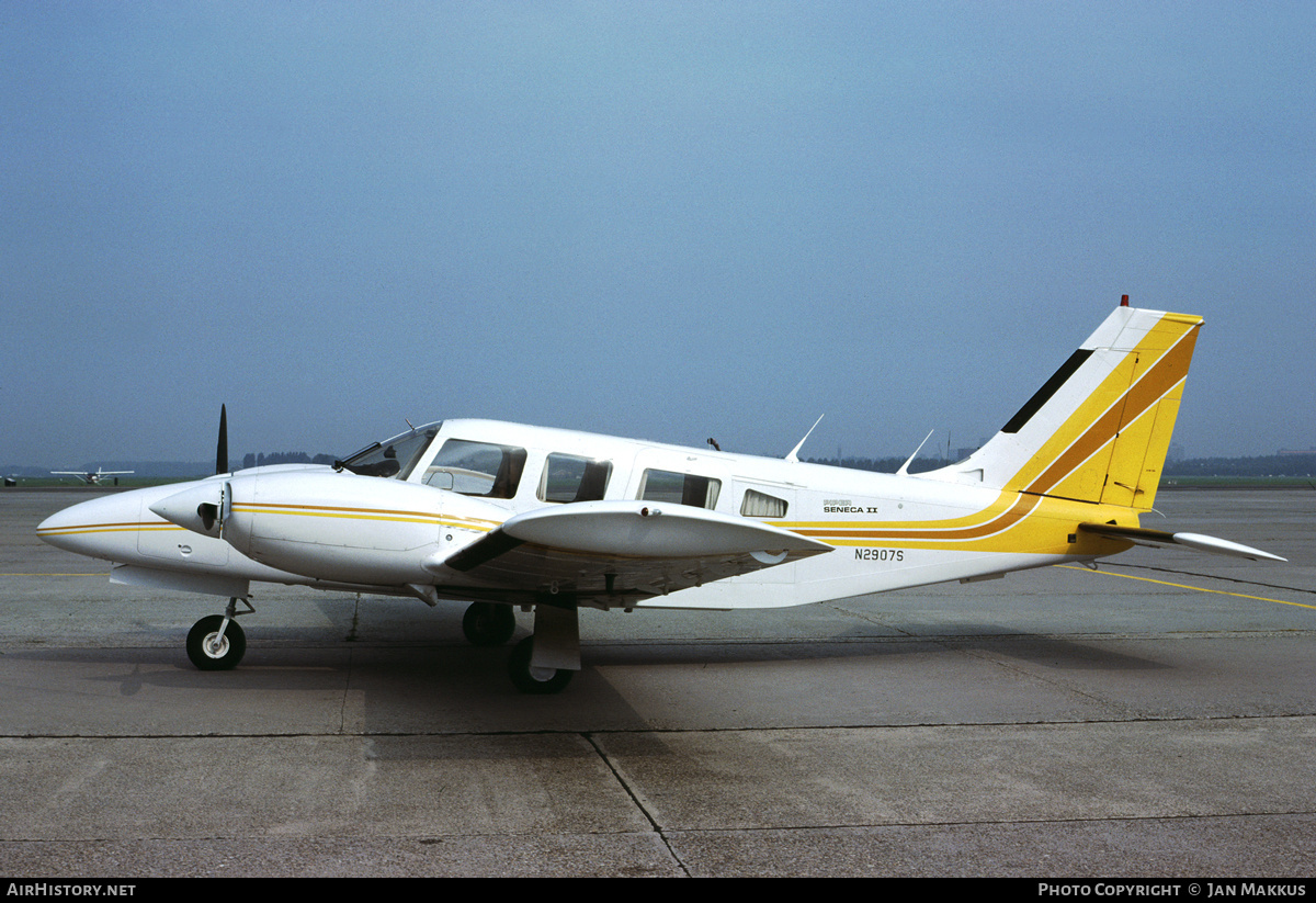 Aircraft Photo of N2907S | Piper PA-34-200T Seneca II | AirHistory.net #794140